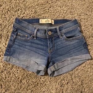 Women’s Hollister Jean Shorts Size 0